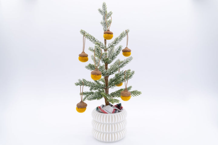 Mini Christmas Tree with Handmade Acorn Ornaments and 3D Printed Pot – Unique Holiday Décor - WG Creative Co.