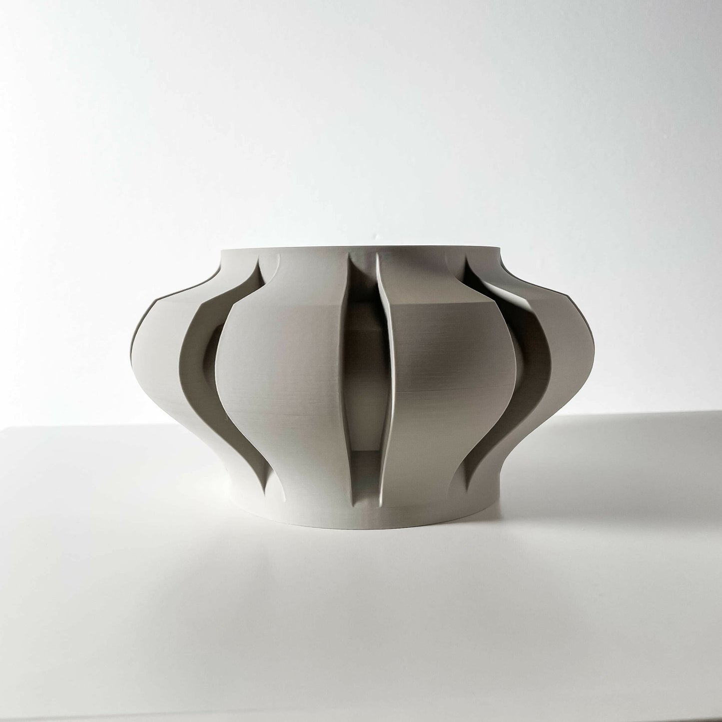 The "Ariko" Planter - Modern Indoor Plant Pot and Container - WG Creative Co.