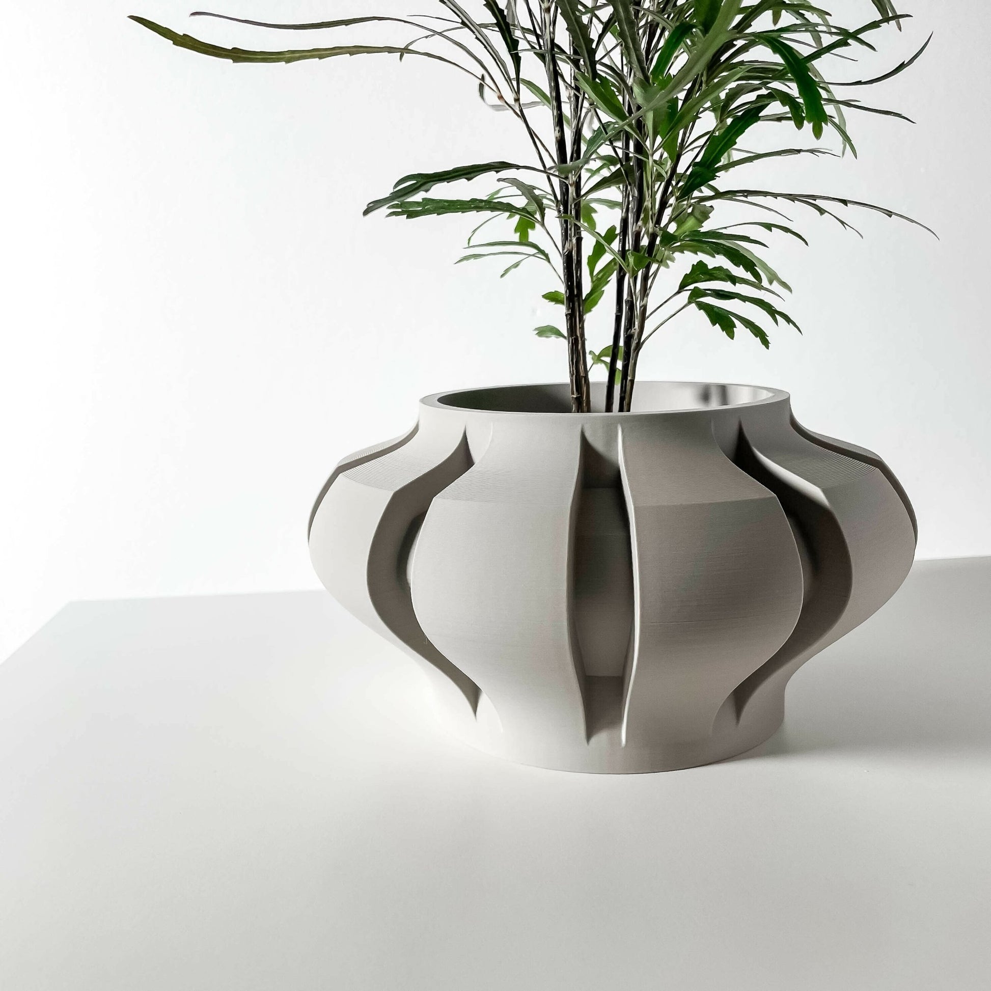 The "Ariko" Planter - Modern Indoor Plant Pot and Container - WG Creative Co.