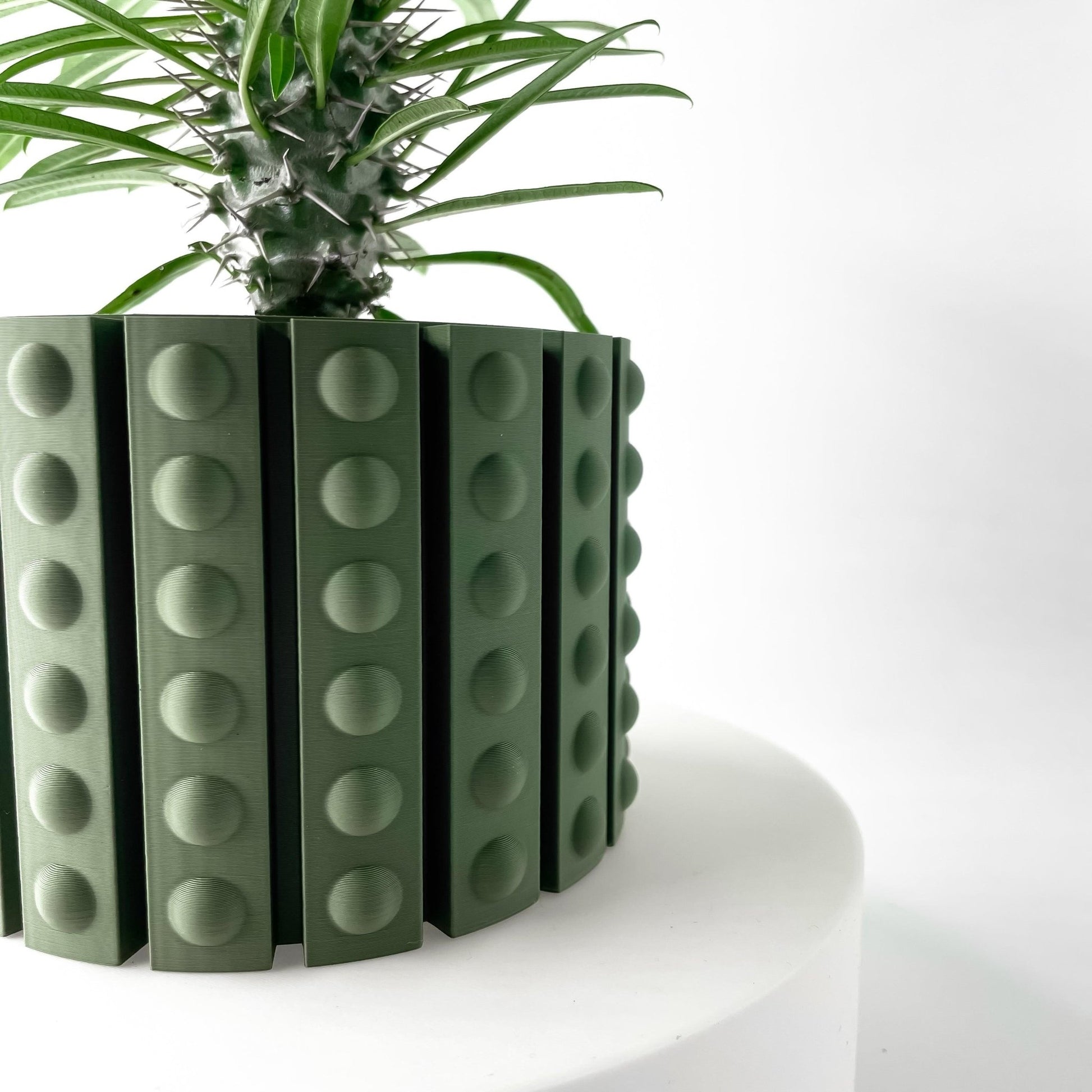 The "Belio" Planter - Modern Indoor Plant Pot and Container - WG Creative Co.