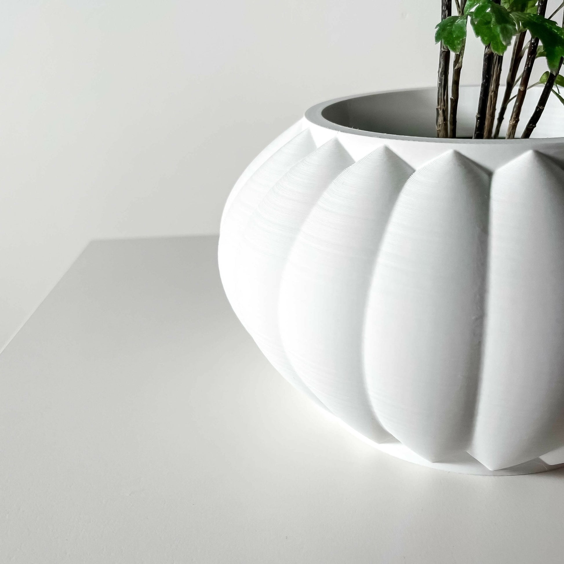 The "Bunos" Planter - Modern Indoor Plant Pot and Container - WG Creative Co.