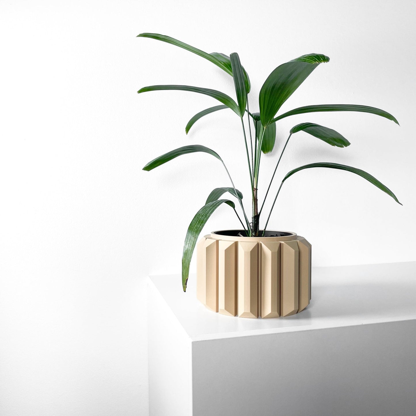 The "Ferix" Planter - Modern Indoor Plant Pot and Container - WG Creative Co.