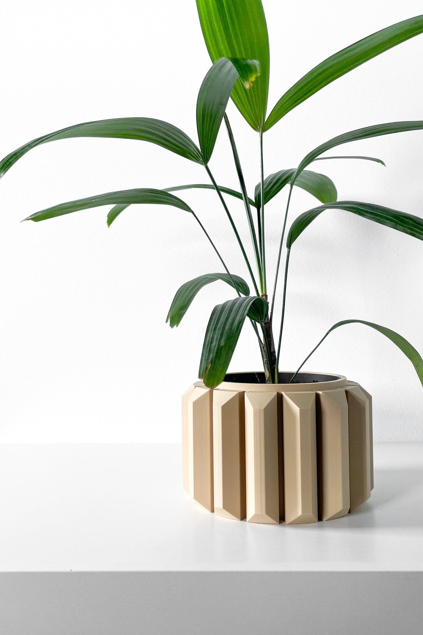 The "Ferix" Planter - Modern Indoor Plant Pot and Container - WG Creative Co.