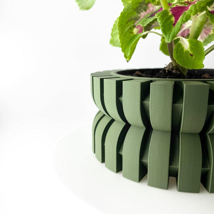 The "Griva" Planter - Modern Indoor Plant Pot and Container - WG Creative Co.