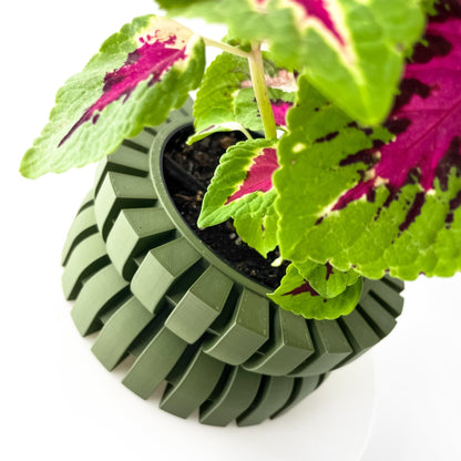 The "Griva" Planter - Modern Indoor Plant Pot and Container - WG Creative Co.