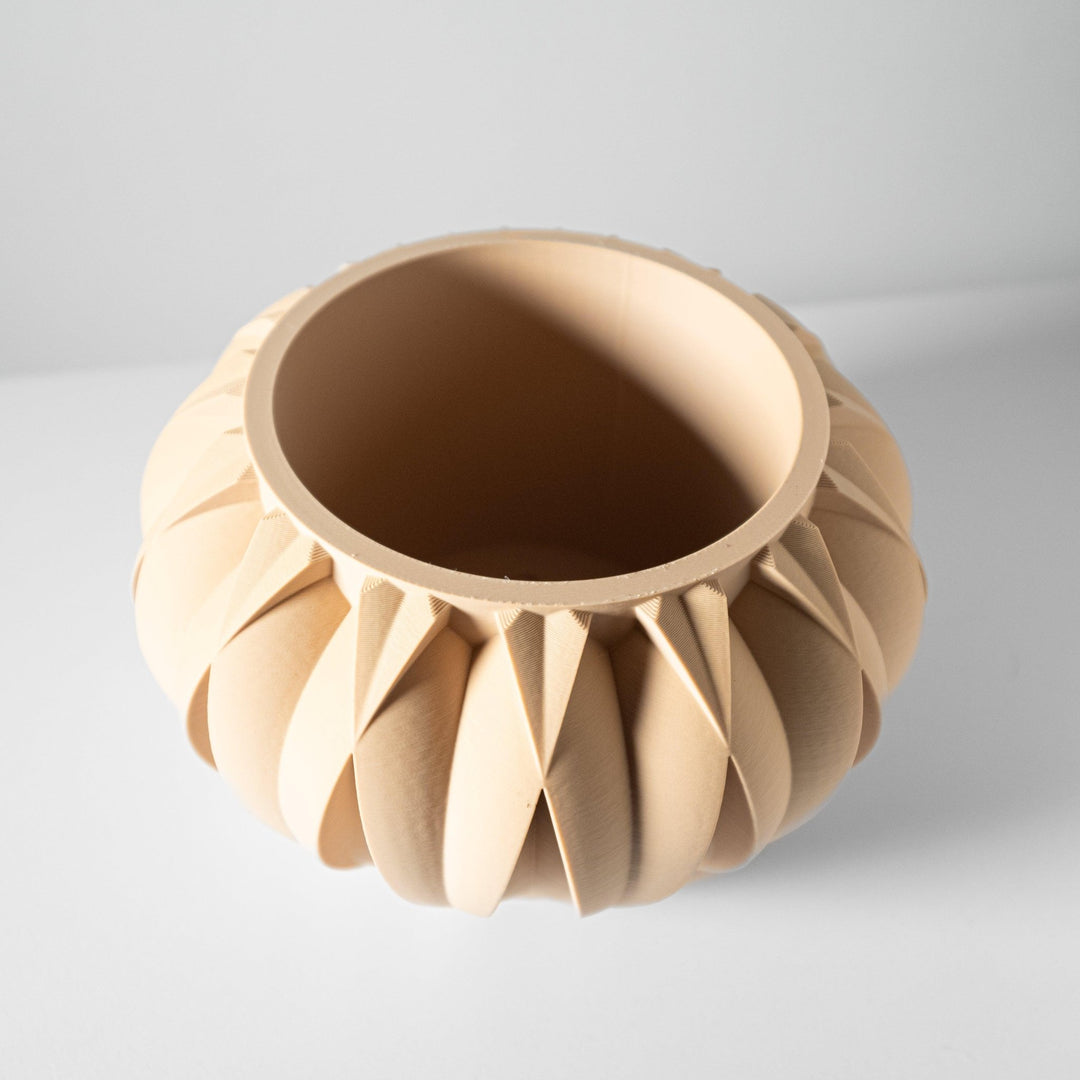 The "Halden" Planter - Modern Indoor Plant Pot and Container - WG Creative Co.