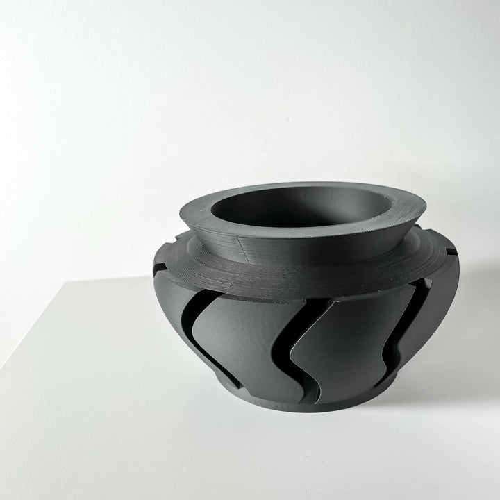 The "Inero" Planter - Modern Indoor Plant Pot and Container - WG Creative Co.