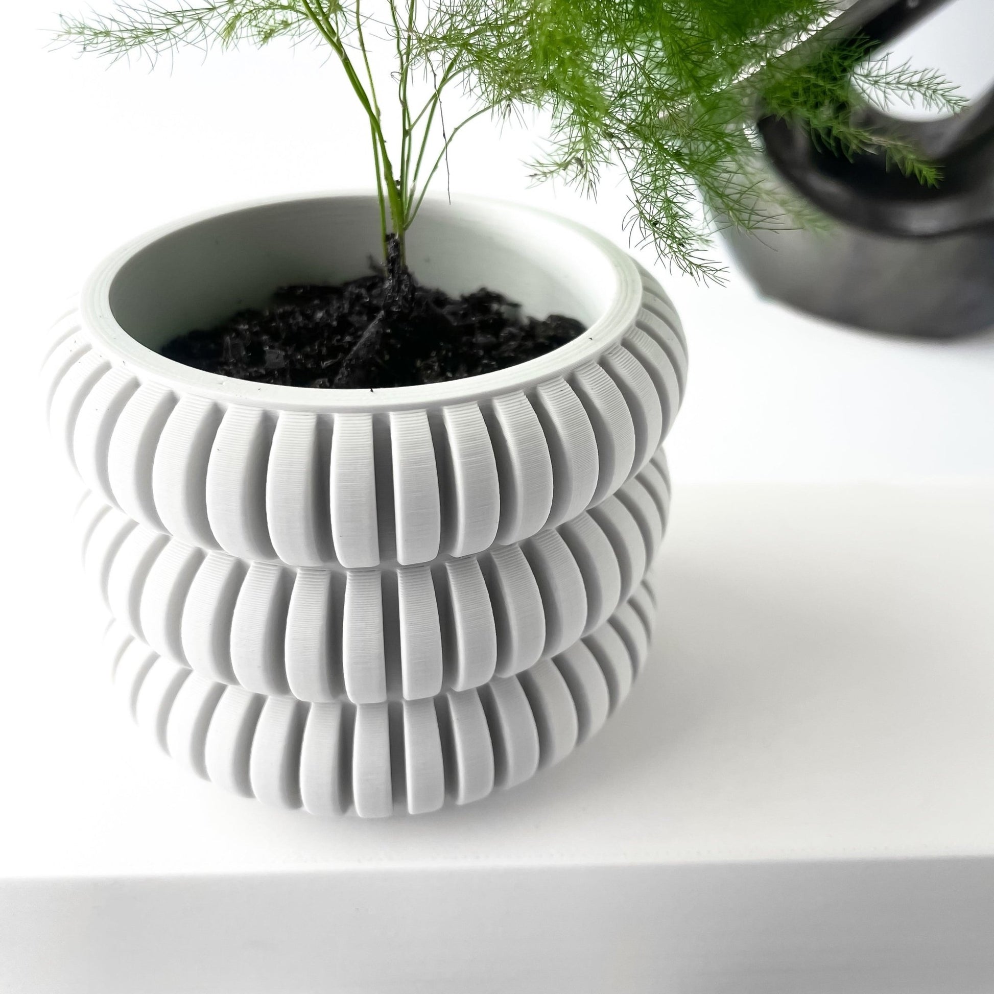 The "Jevor" Planter - Modern Indoor Plant Pot and Container - WG Creative Co.