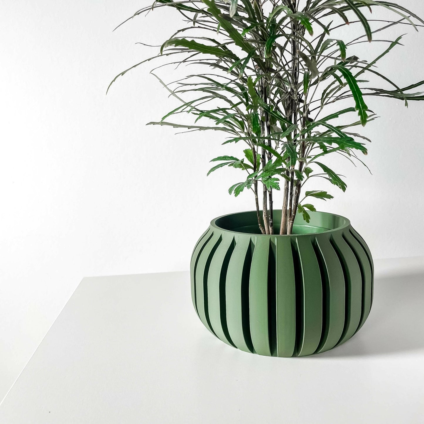 The "Juse" Planter - Modern Indoor Plant Pot and Container - WG Creative Co.