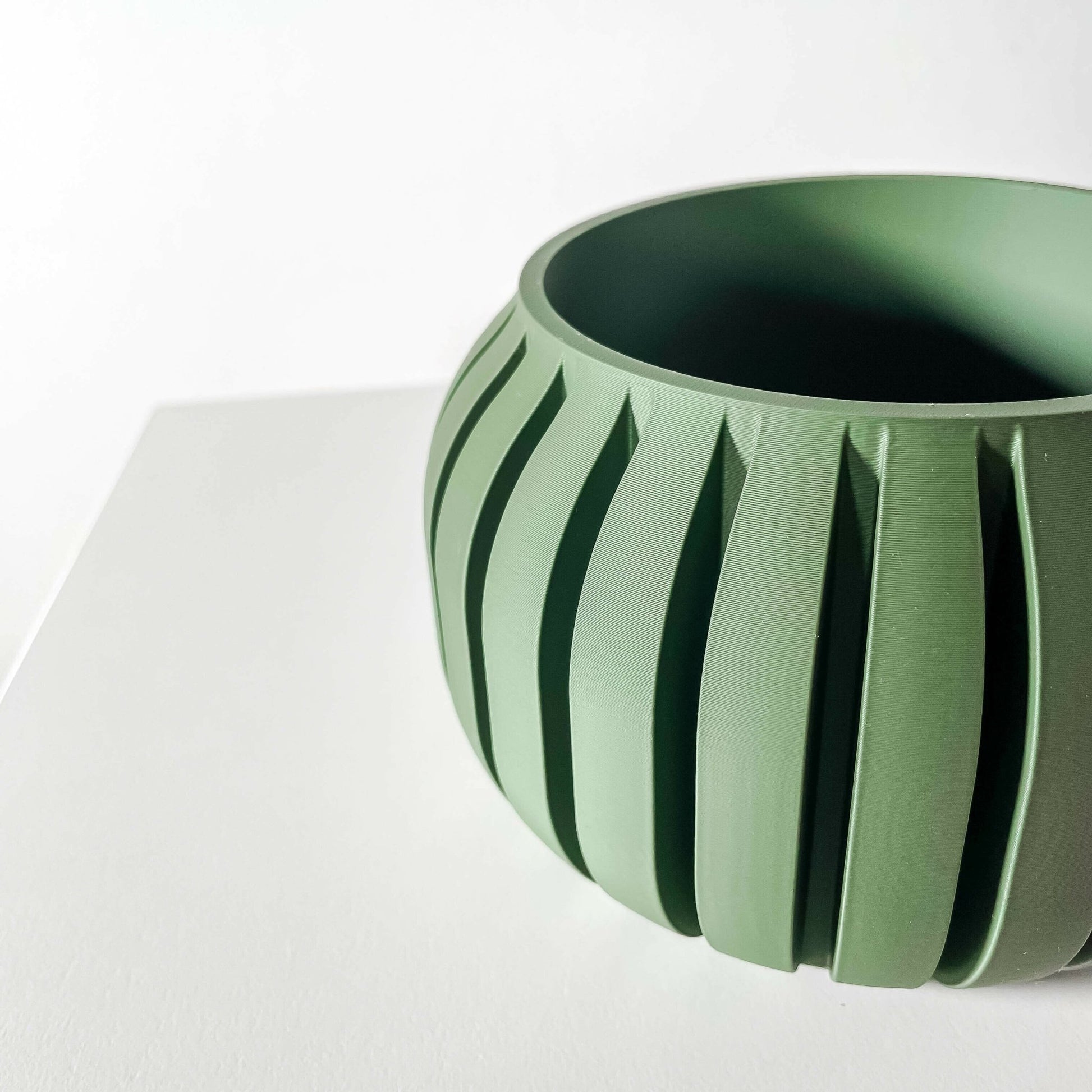 The "Juse" Planter - Modern Indoor Plant Pot and Container - WG Creative Co.