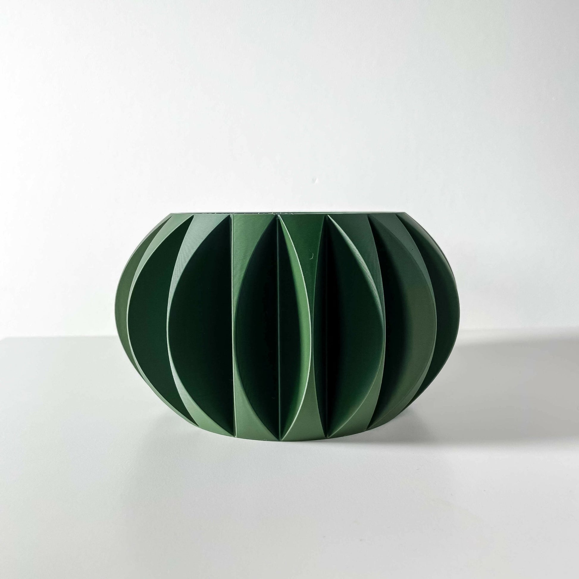 The "Kire" Planter - Modern Indoor Plant Pot and Container - WG Creative Co.