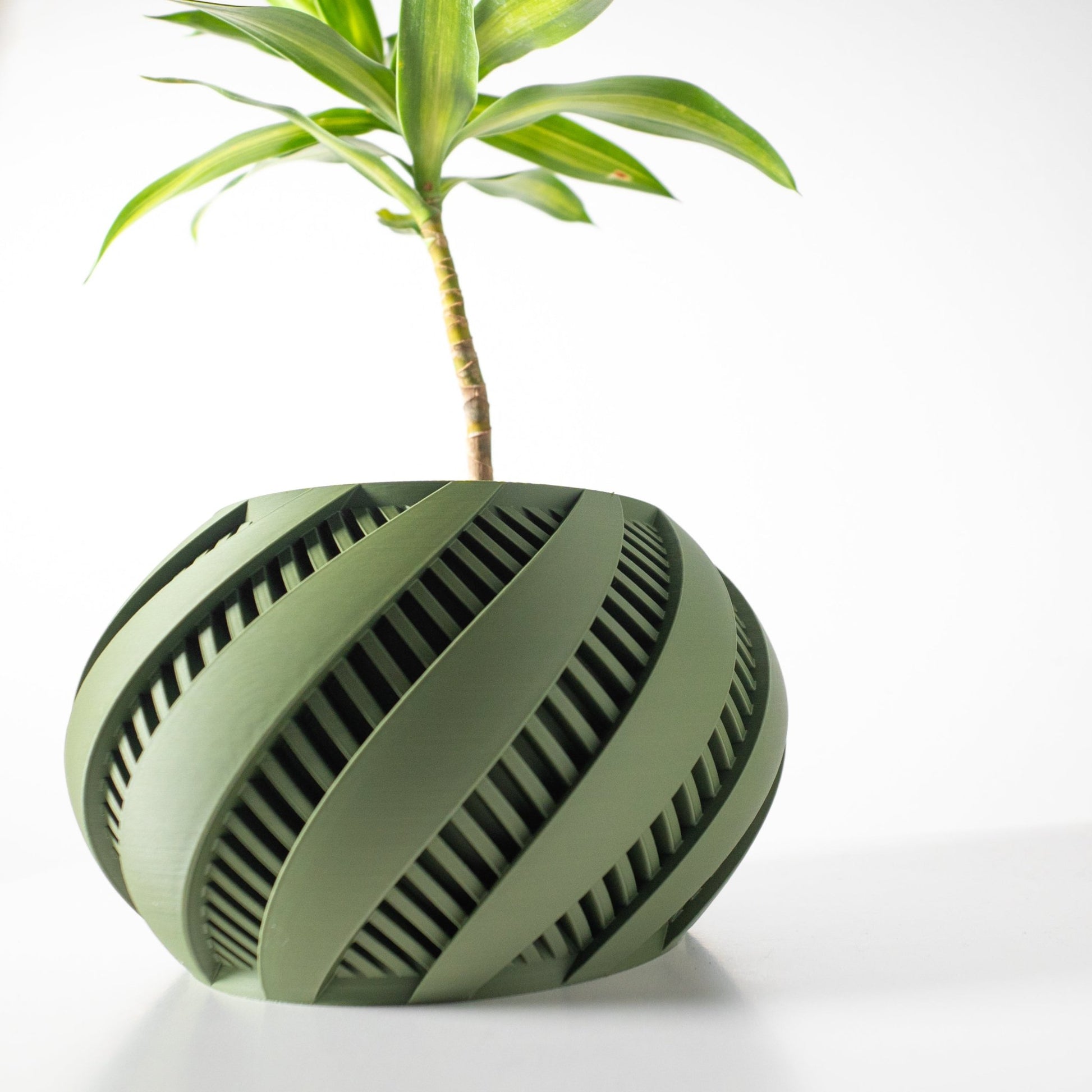 The "Krato" Planter - Modern Indoor Plant Pot and Container - WG Creative Co.