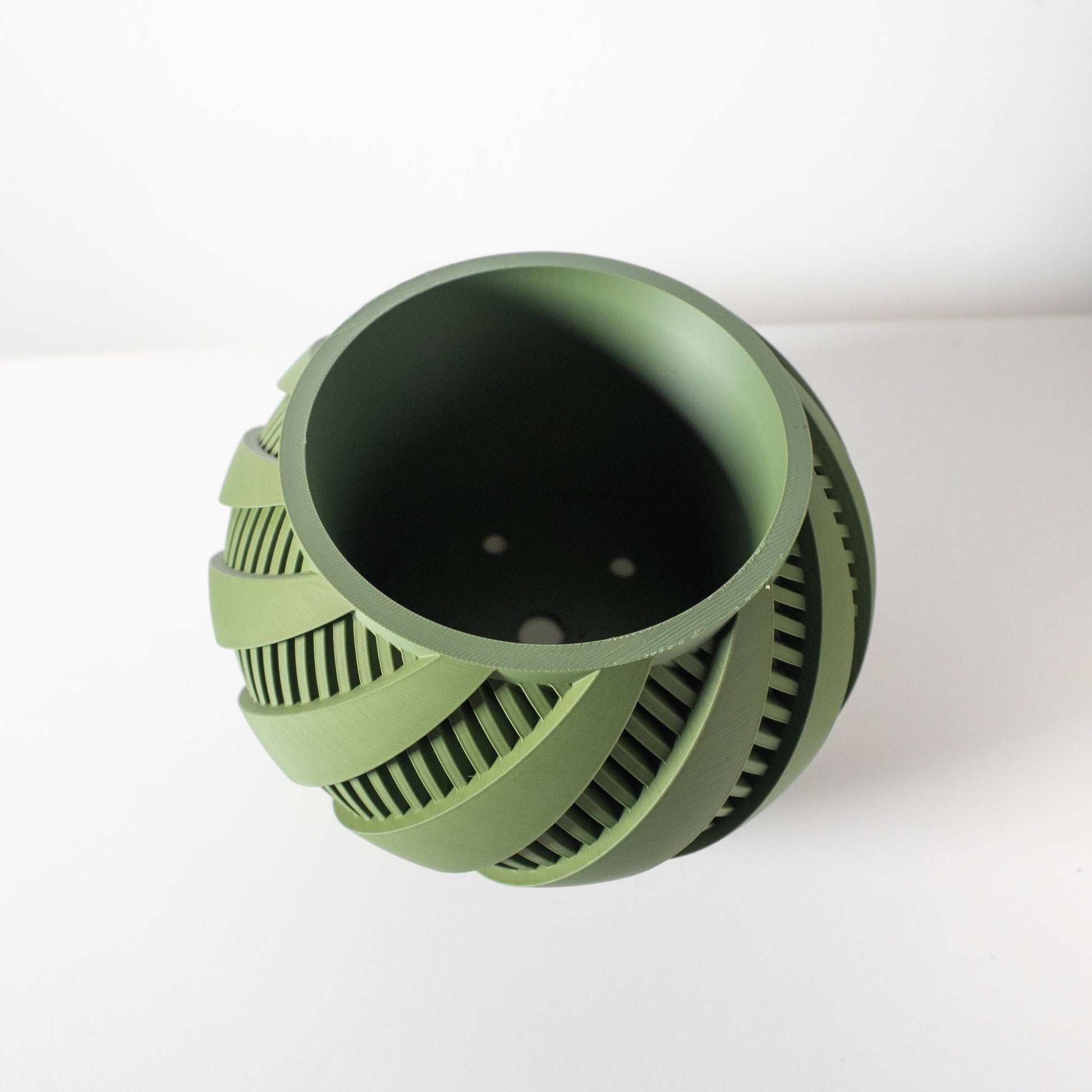 The "Krato" Planter - Modern Indoor Plant Pot and Container - WG Creative Co.