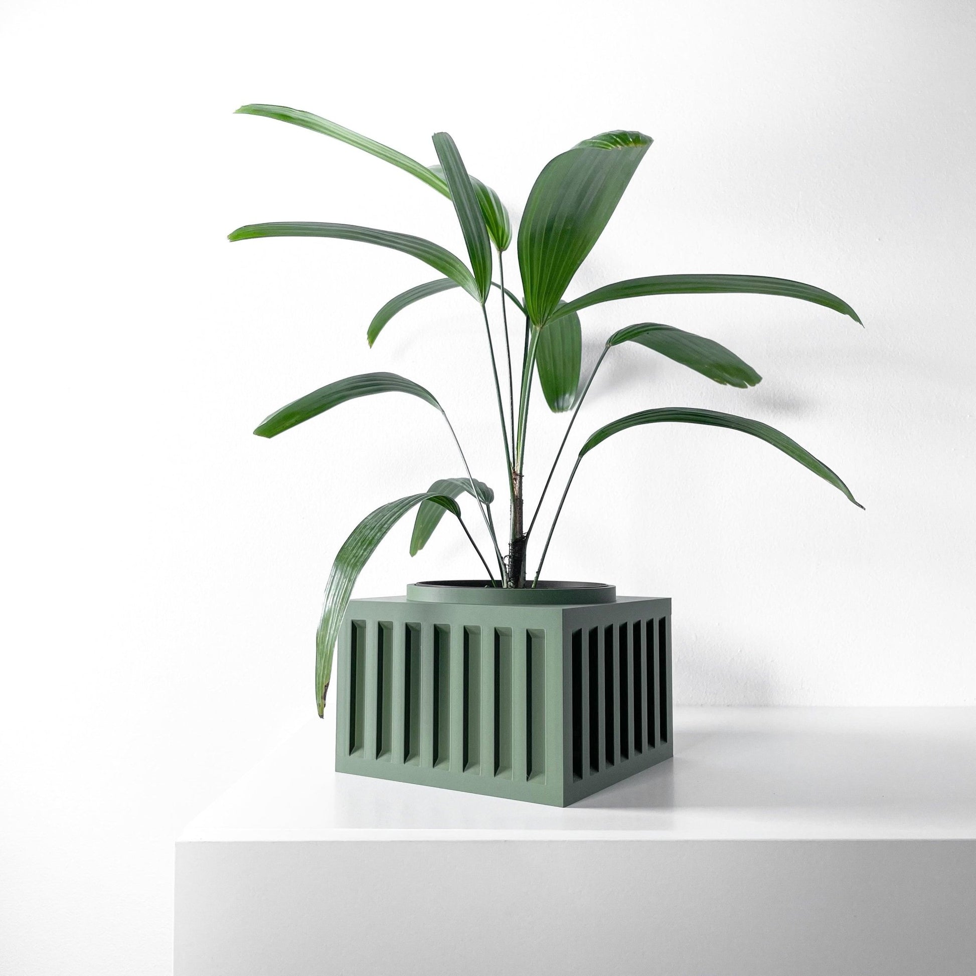 The "Larix" Planter - Modern Indoor Plant Pot and Container - WG Creative Co.