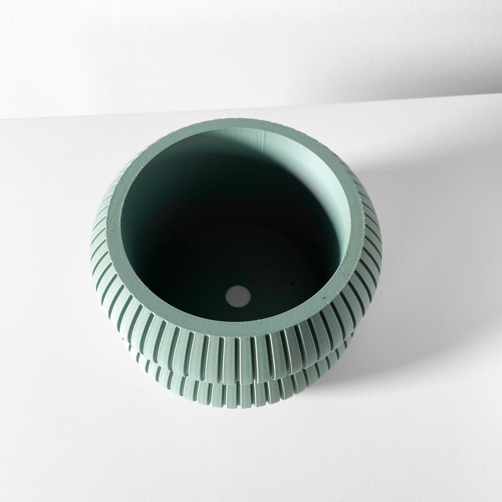 The "Milo" Planter - Modern Indoor Plant Pot and Container - WG Creative Co.