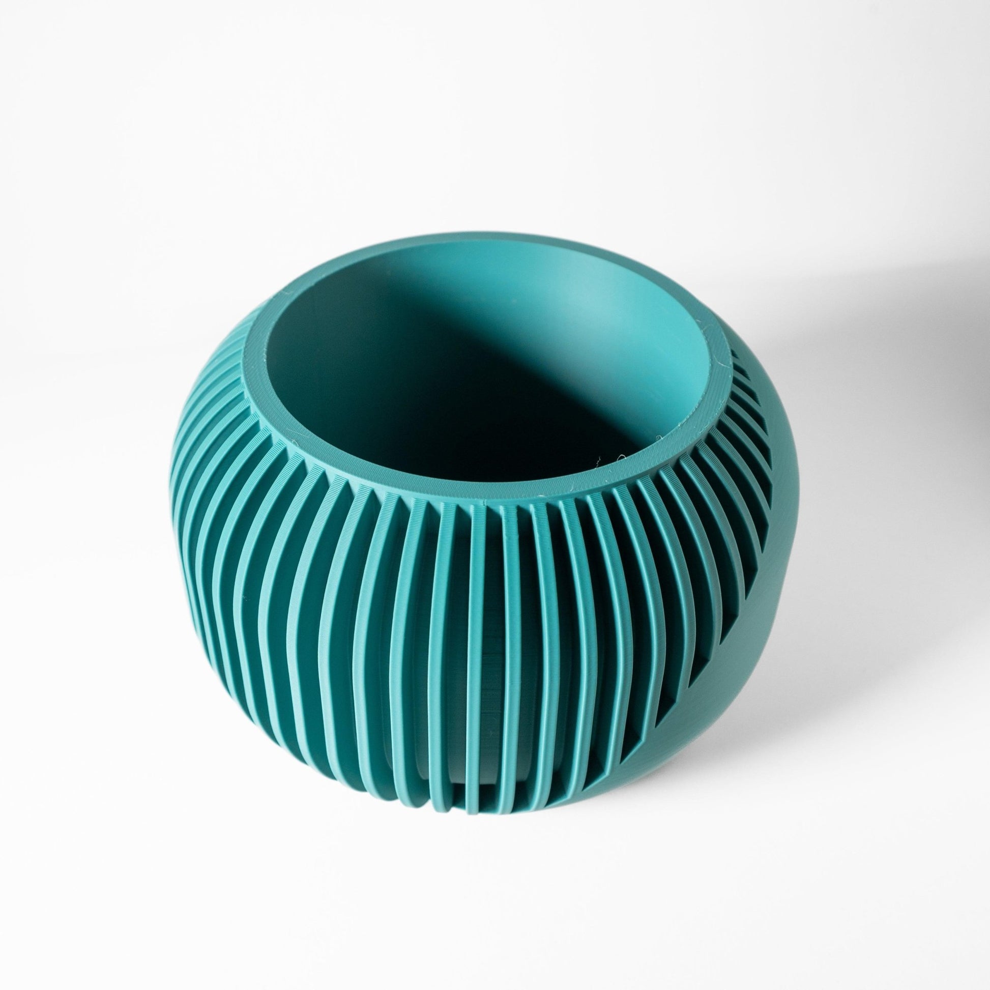 The "Narvo" Planter - Modern Indoor Plant Pot and Container - WG Creative Co.