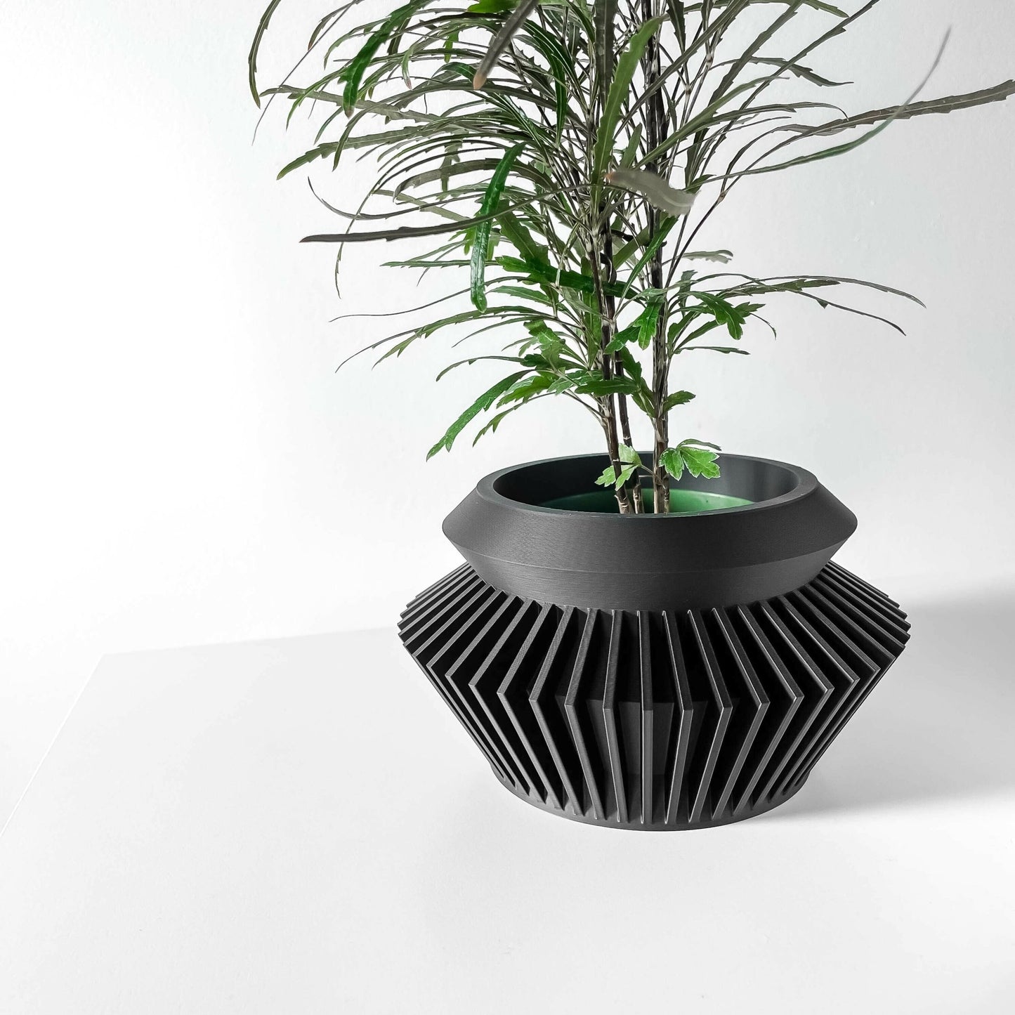 The "Quano" Planter - Modern Indoor Plant Pot and Container - WG Creative Co.