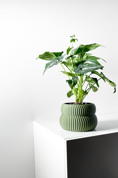 The "Quarn" Planter - Modern Indoor Plant Pot and Container - WG Creative Co.