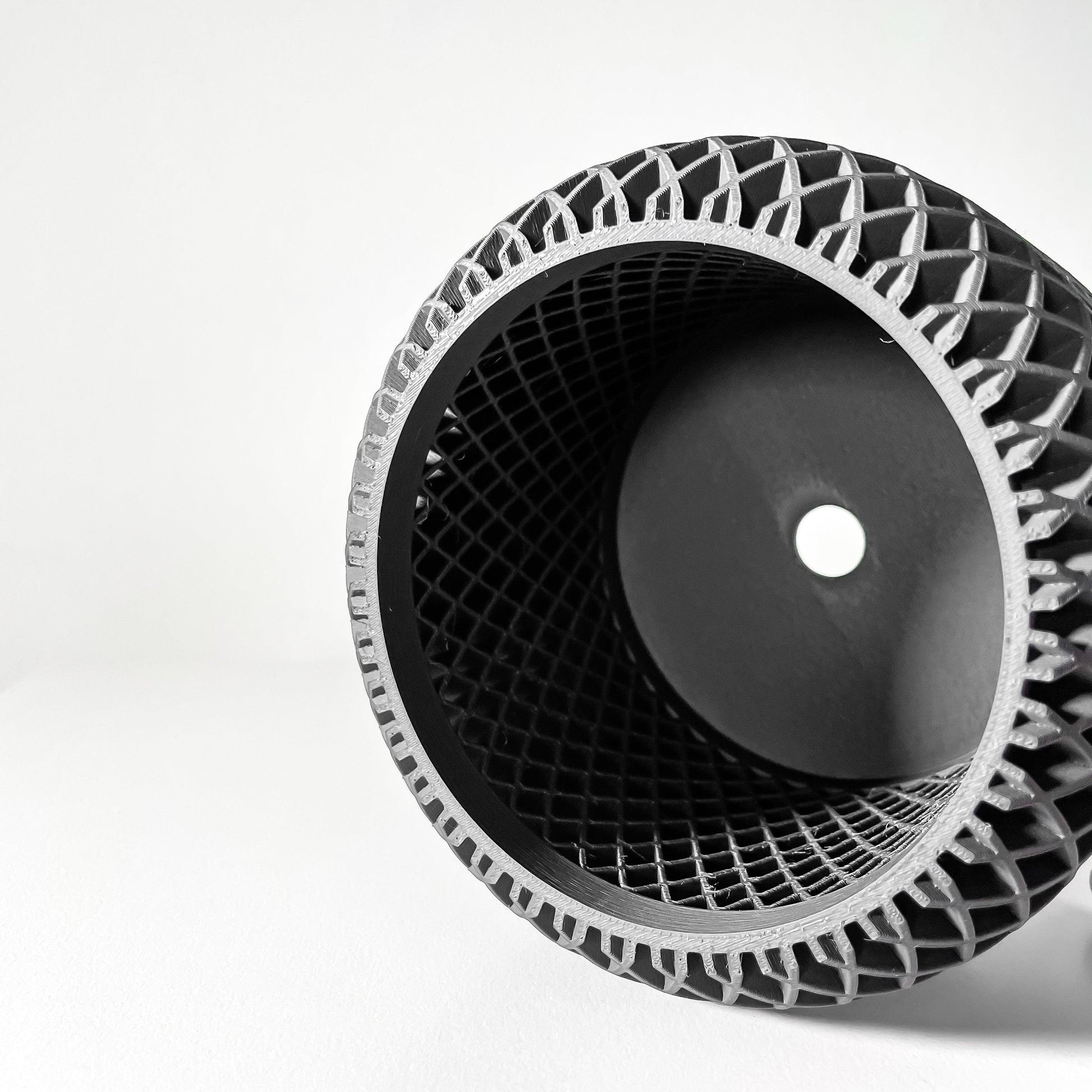 The "Ravik" Orchid Planter - Air Circulation Planter for Orchids and Breathable Root Plants - WG Creative Co.