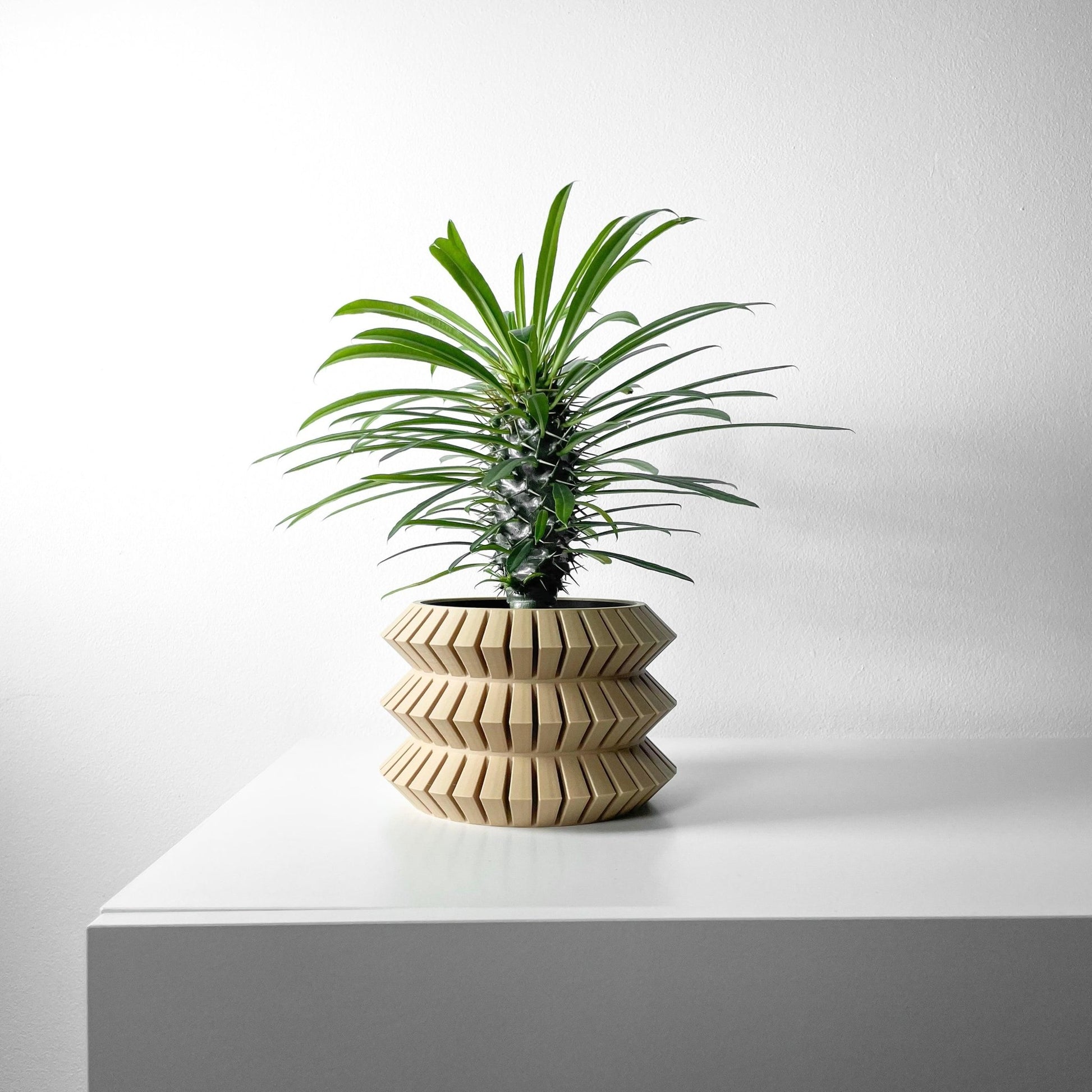 The "Sivat" Planter - Modern Indoor Plant Pot and Container - WG Creative Co.