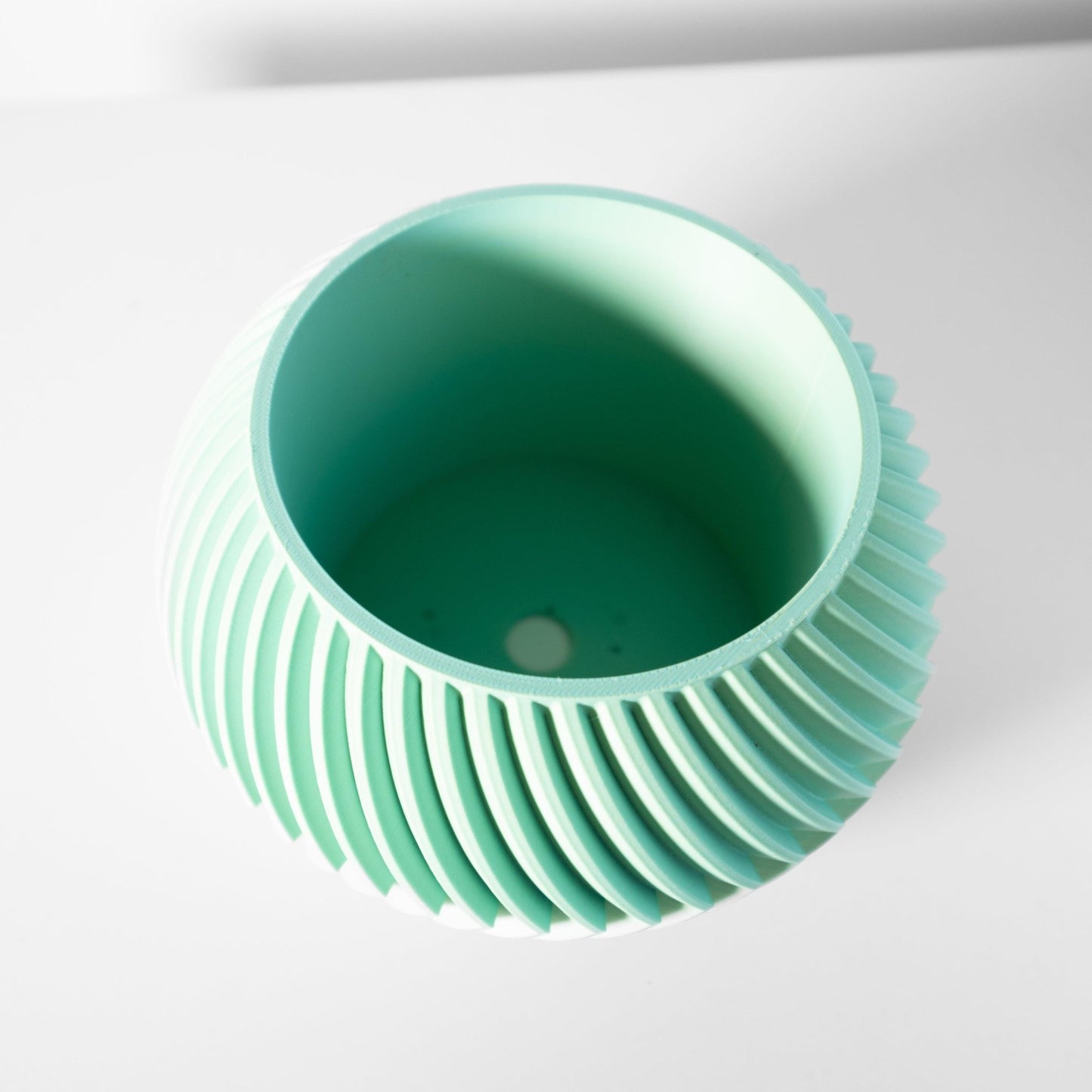 The "Soko" Planter - Modern Indoor Plant Pot and Container - WG Creative Co.