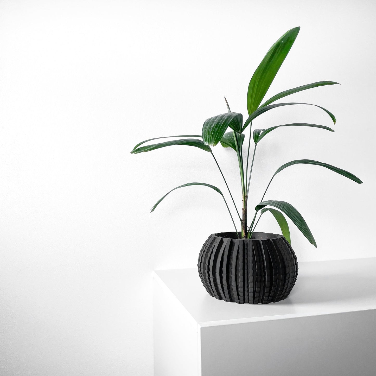 The "Uralo" Planter - Modern Indoor Plant Pot and Container - WG Creative Co.