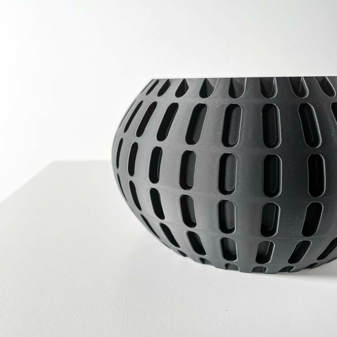 The "Xander" Planter - Modern Indoor Plant Pot and Container - WG Creative Co.