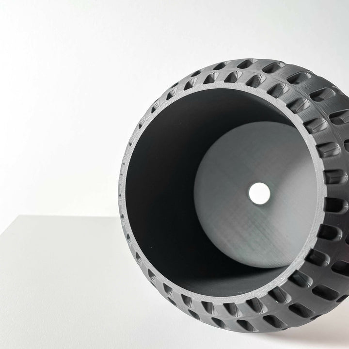 The "Xander" Planter - Modern Indoor Plant Pot and Container - WG Creative Co.