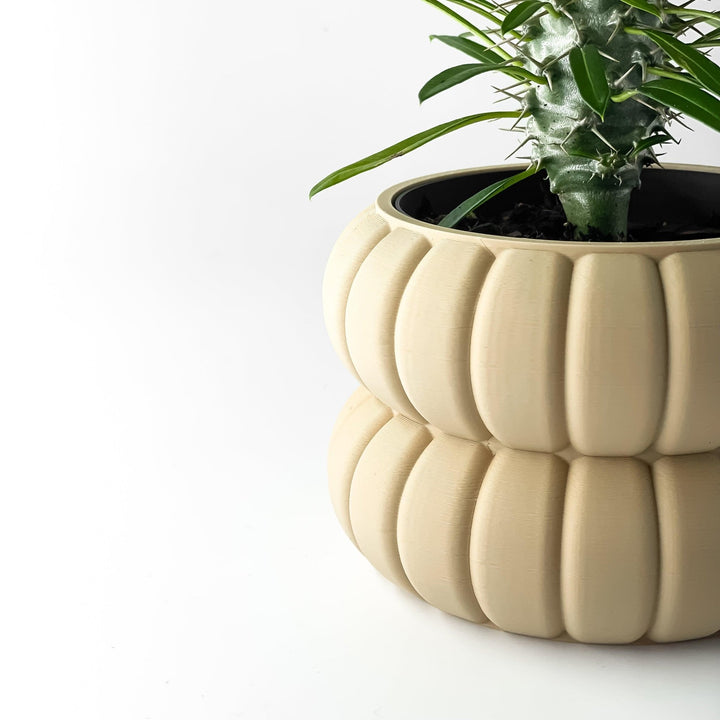 The "Yanor" Planter - Modern Indoor Plant Pot and Container - WG Creative Co.